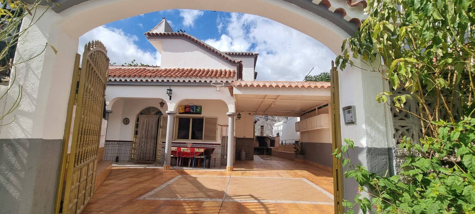 3 soveværelse Finca/Landehus til salg i Santa Lucia de Tirajana med garage - € 320.000 (Ref: 9390334)