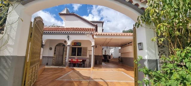 3 bedroom Finca/Country House for sale in Santa Lucía de Tirajana with garage - € 320,000 (Ref: 9390334)