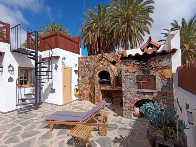 3 soverom Finca/Herregård til salgs i San Bartolomé de Tirajana med garasje - € 232 000 (Ref: 9409735)