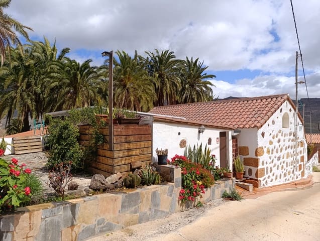 3 soverom Finca/Herregård til salgs i San Bartolomé de Tirajana med garasje - € 232 000 (Ref: 9409735)