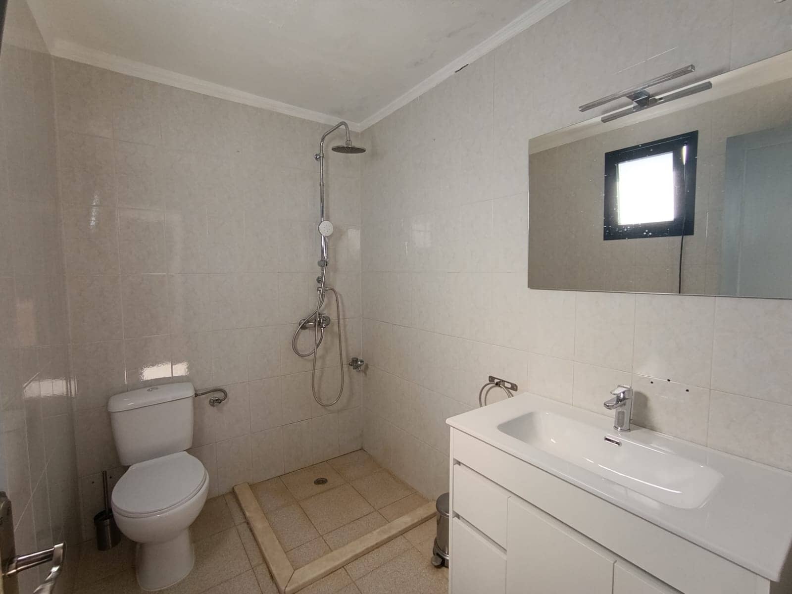 Finca/Maison de Campagne de 2 chambres à louer à Santa Lucia de Tirajana - 690 € (Ref: 9443029)