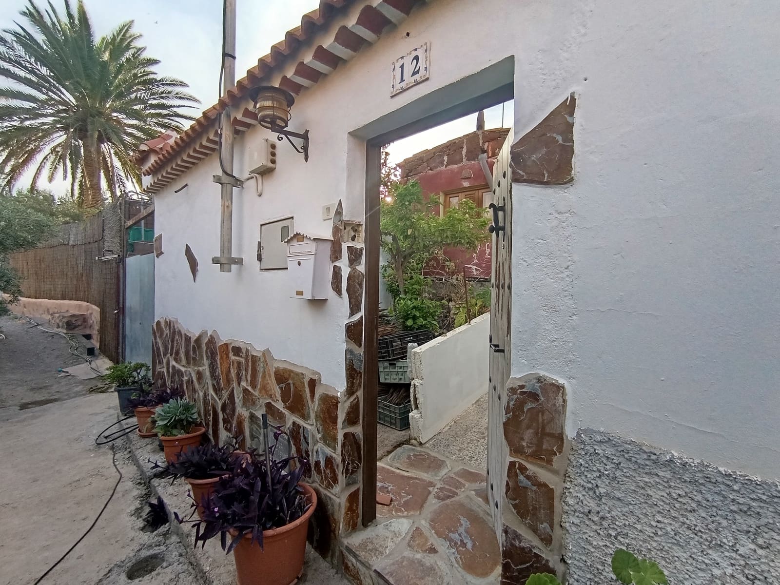 3 bedroom Finca/Country House for sale in Santa Lucia de Tirajana - € 219,000 (Ref: 9449896)