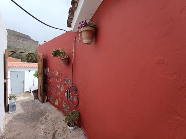 3 slaapkamer Finca/Landhuis te koop in Santa Lucía de Tirajana - € 219.000 (Ref: 9449896)