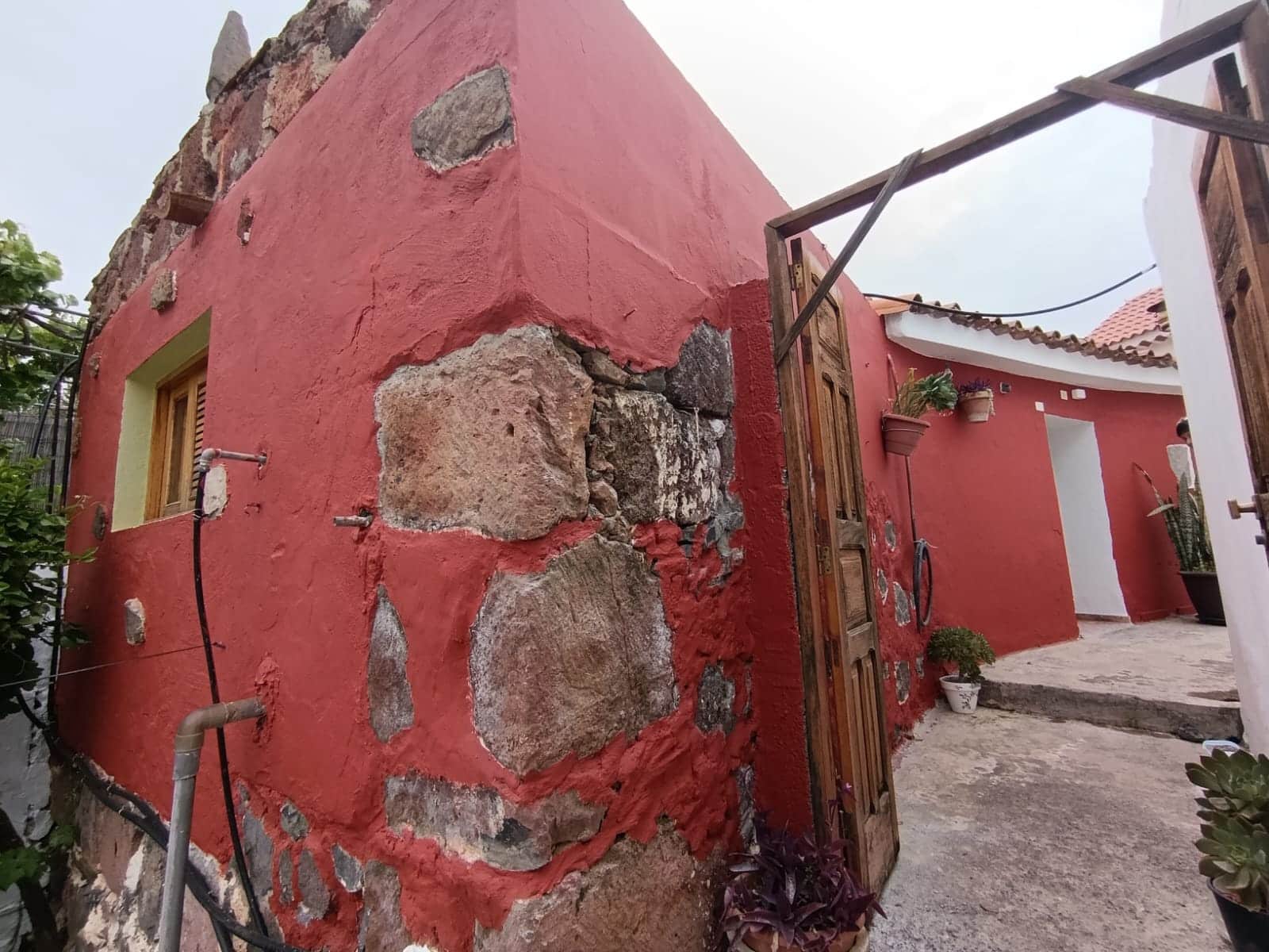 3 bedroom Finca/Country House for sale in Santa Lucia de Tirajana - € 219,000 (Ref: 9449896)