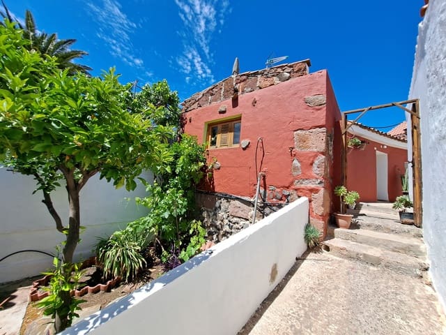 3 makuuhuone Maalaistalo myytävänä paikassa Santa Lucía de Tirajana - 219 000 € (Ref: 9449896)