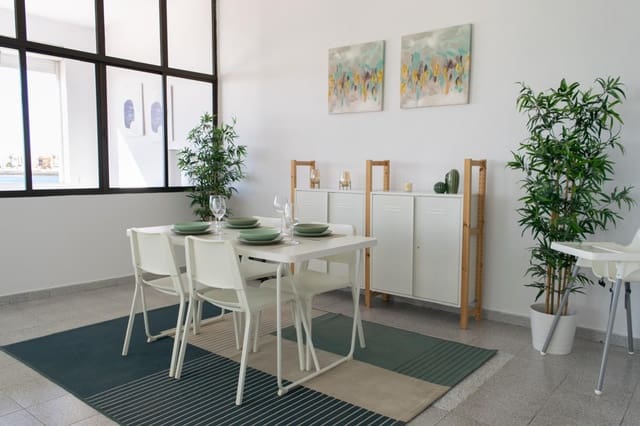 1 makuuhuone Ranta-asunto vuokrattavana paikassa Agüimes - 900 € (Ref: 9547494)