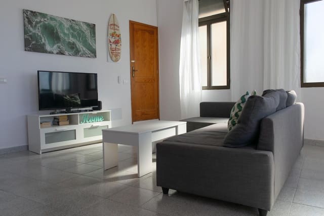 1 makuuhuone Ranta-asunto vuokrattavana paikassa Agüimes - 900 € (Ref: 9547494)