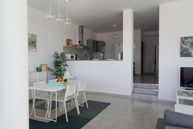 1 makuuhuone Ranta-asunto vuokrattavana paikassa Agüimes - 900 € (Ref: 9547494)