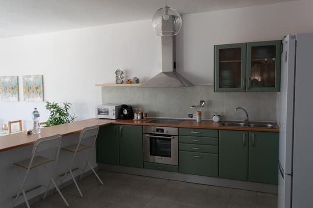 1 makuuhuone Ranta-asunto vuokrattavana paikassa Agüimes - 900 € (Ref: 9547494)