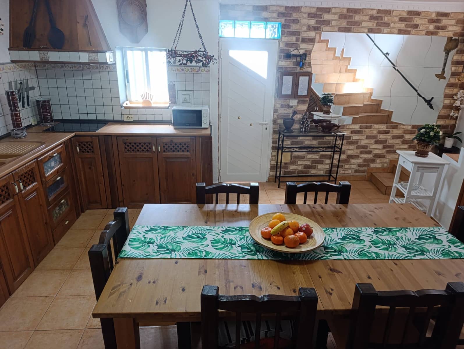 1 bedroom Terraced Villa for rent in Vecindario - € 800 (Ref: 9643652)