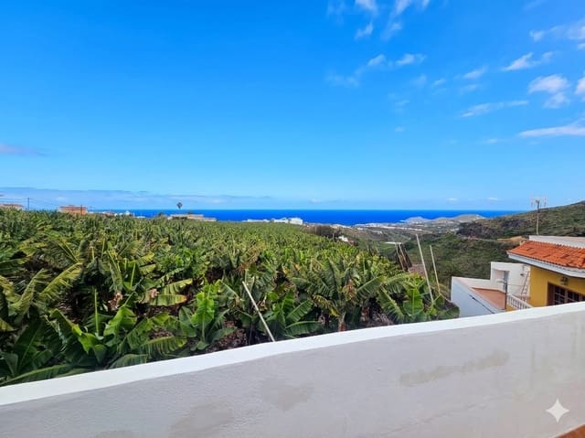 Piso de 2 habitaciones en Firgas en alquiler con garaje - 900 € (Ref: 9660773)