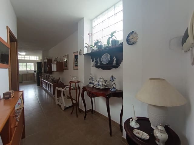Piso de 2 habitaciones en Firgas en alquiler con garaje - 1.200 € (Ref: 9660791)
