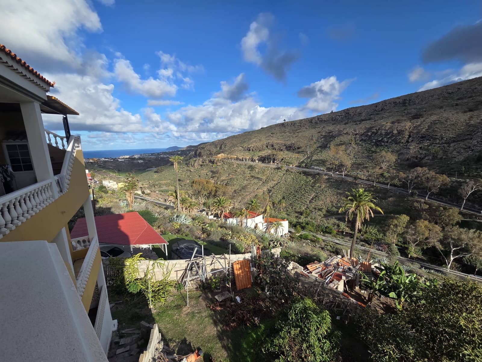 2 bedroom Flat for rent in Firgas with garage - € 1,200 (Ref: 9660791)