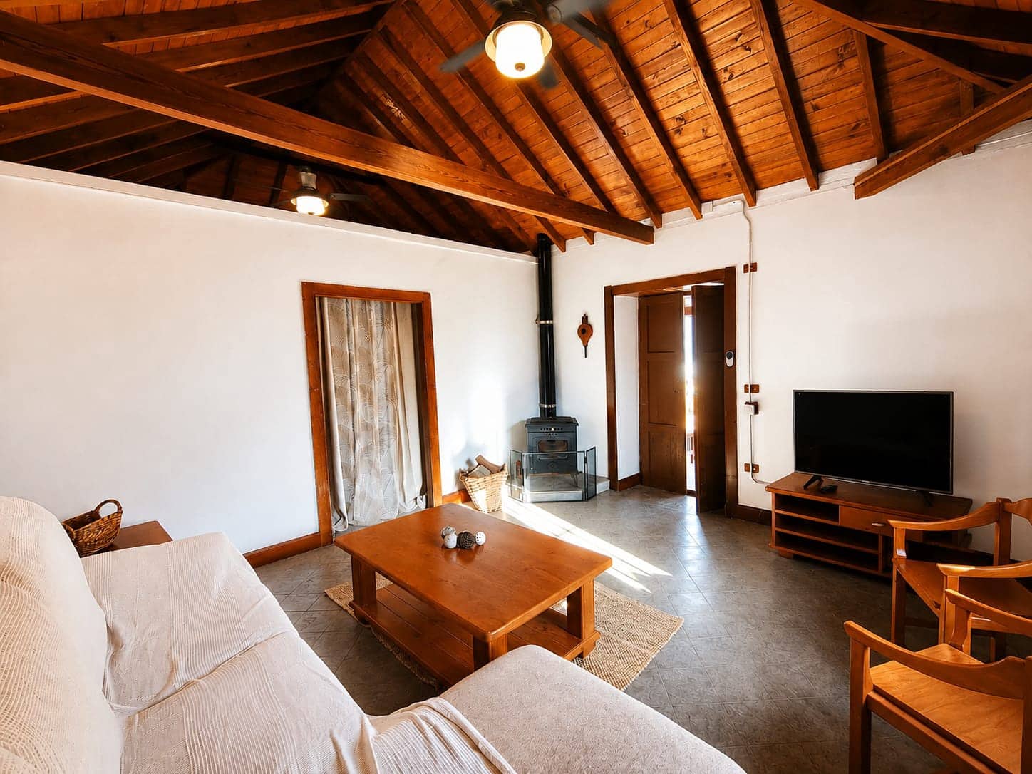 1 soveværelse Finca/Landehus til leje i Santa Lucia de Tirajana - € 950 (Ref: 9981323)