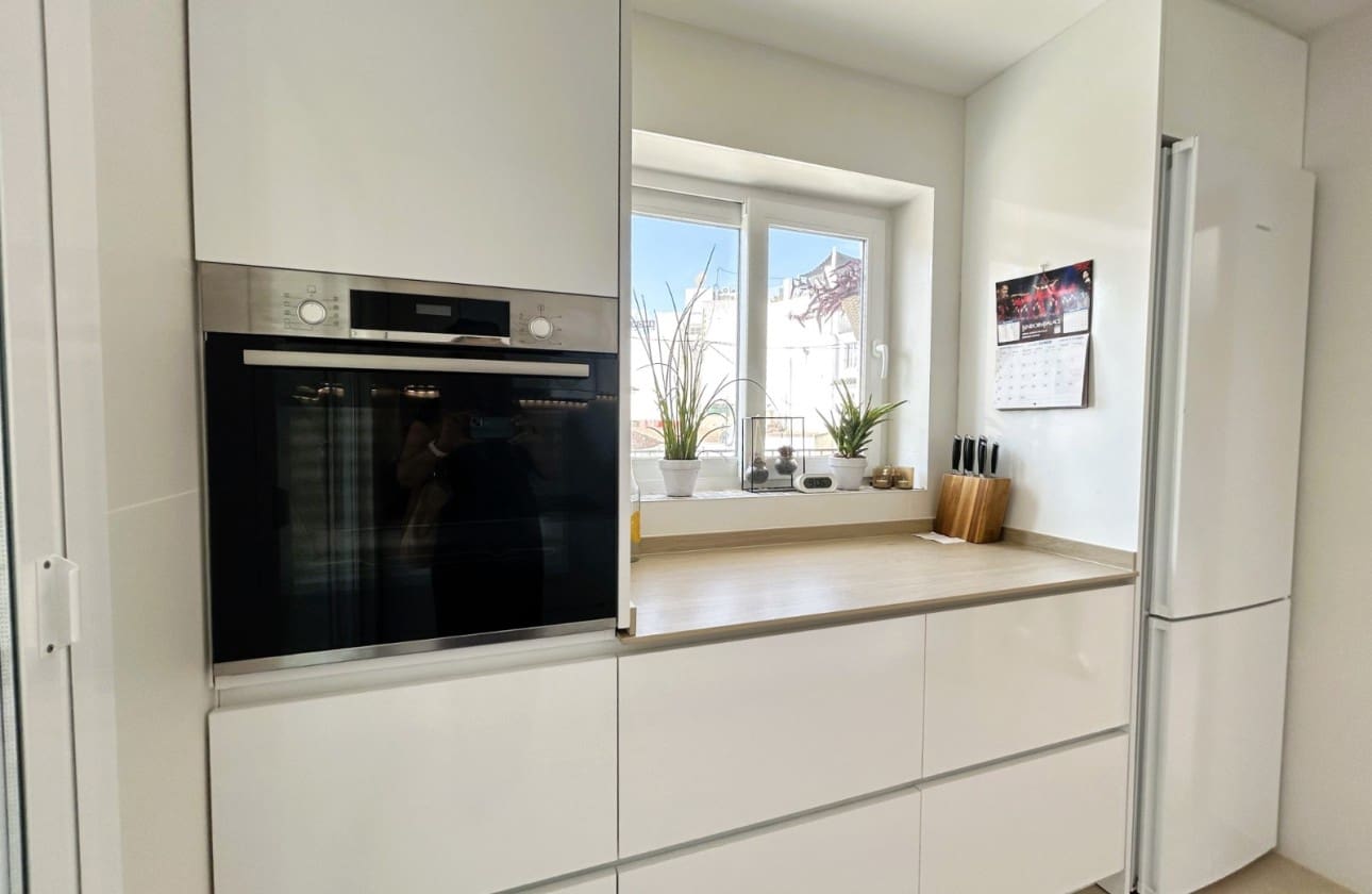 4 sovrum Takvåning till salu i Benidorm - 495 000 € (Ref: 10010092)