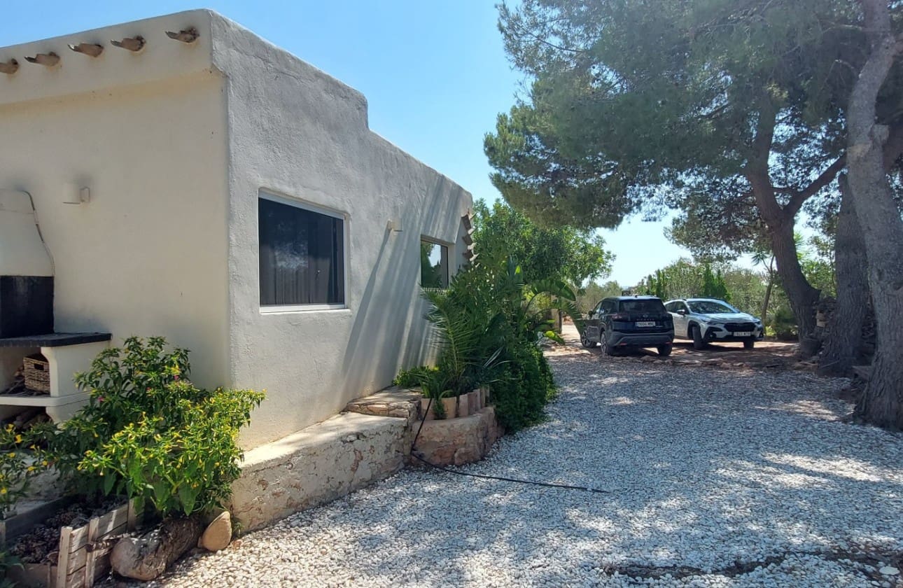 4 sypialnia Willa na sprzedaż w Lliria z basenem - 650 000 € (Ref: 10023460)