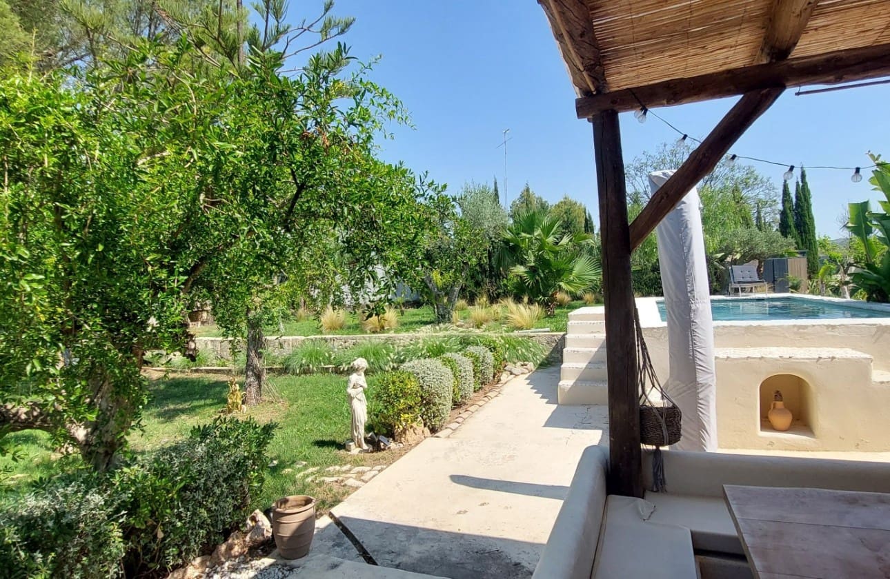 4 sypialnia Willa na sprzedaż w Lliria z basenem - 650 000 € (Ref: 10023460)