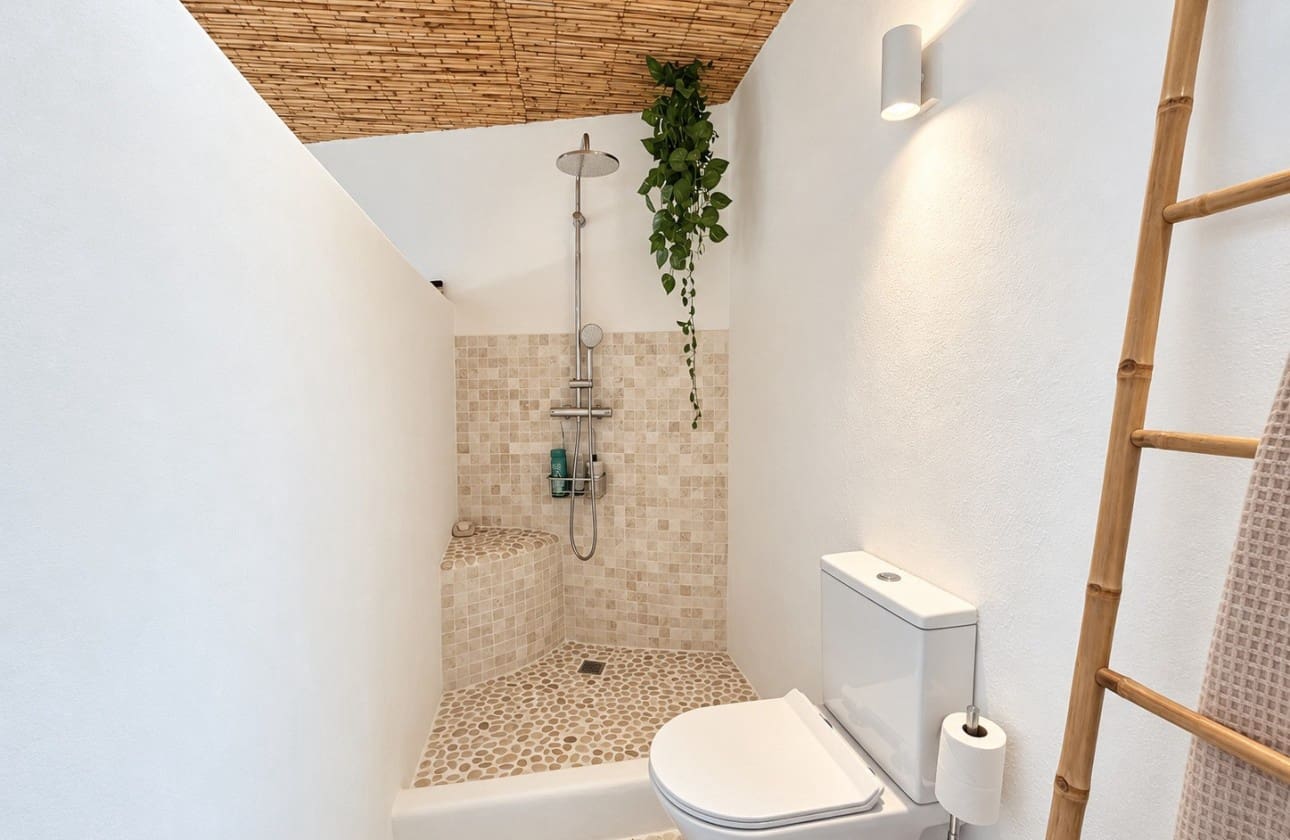 Chalet de 4 habitaciones en Llíria en venta con piscina - 650.000 € (Ref: 10023460)