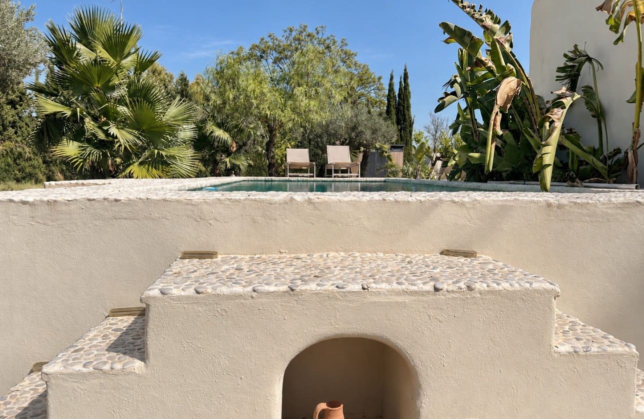 Chalet de 4 habitaciones en Llíria en venta con piscina - 650.000 € (Ref: 10023460)