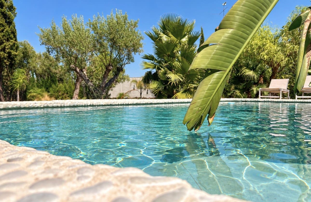 Chalet de 4 habitaciones en Llíria en venta con piscina - 650.000 € (Ref: 10023460)