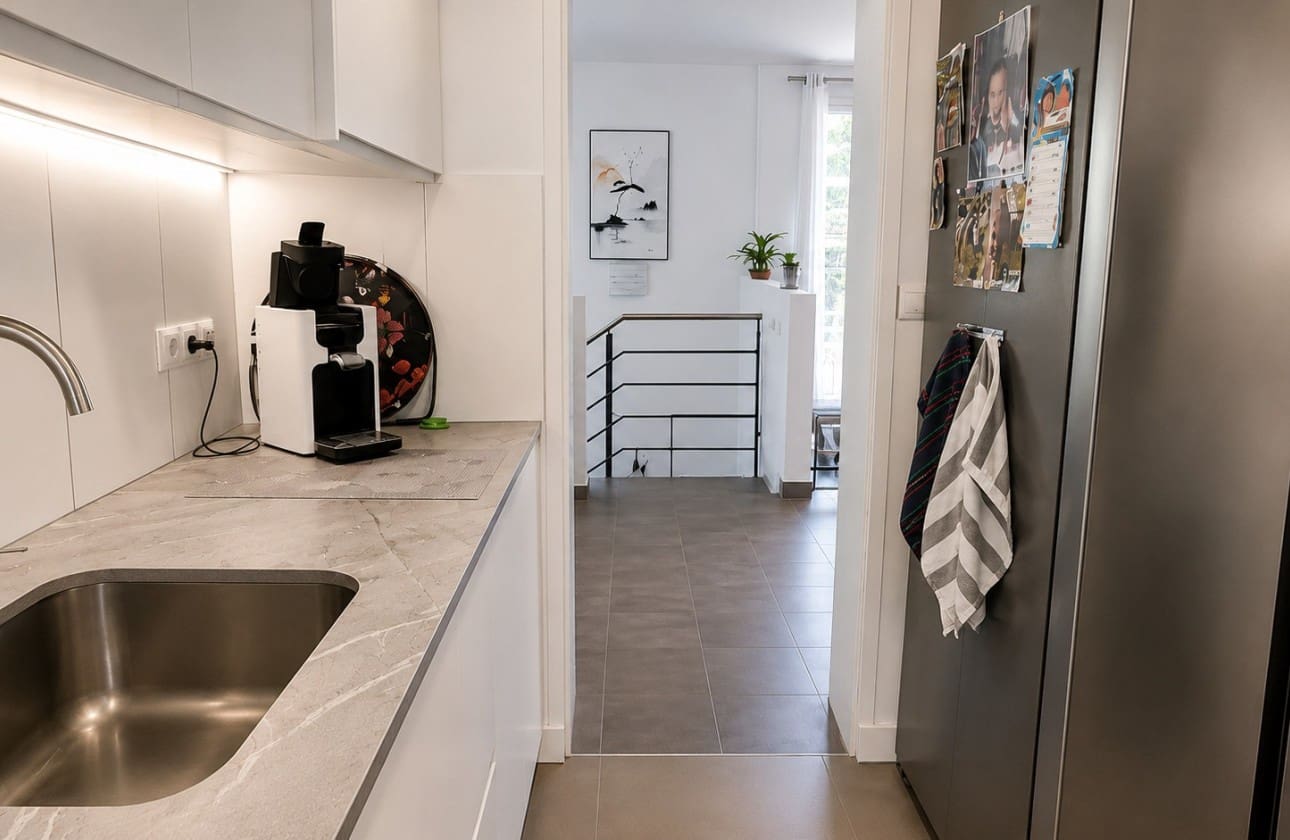 3 slaapkamer Villa te koop in La Nucia met zwembad garage - € 640.000 (Ref: 10033349)