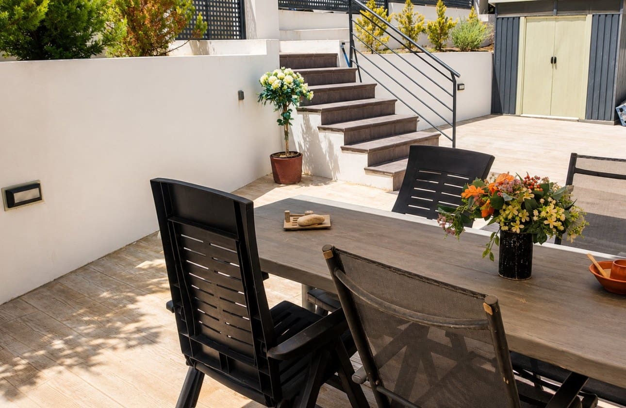3 slaapkamer Villa te koop in La Nucia met zwembad garage - € 640.000 (Ref: 10033349)