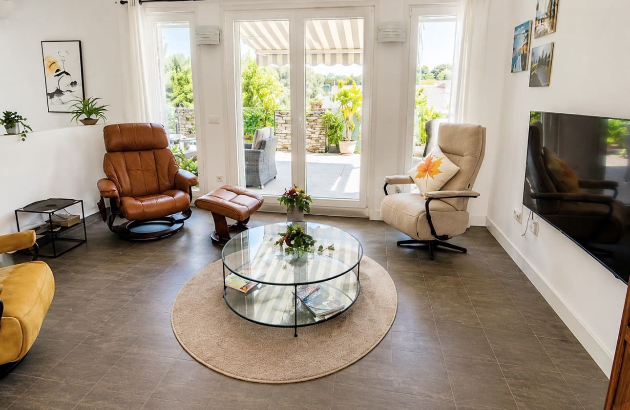 3 slaapkamer Villa te koop in La Nucia met zwembad garage - € 640.000 (Ref: 10033349)