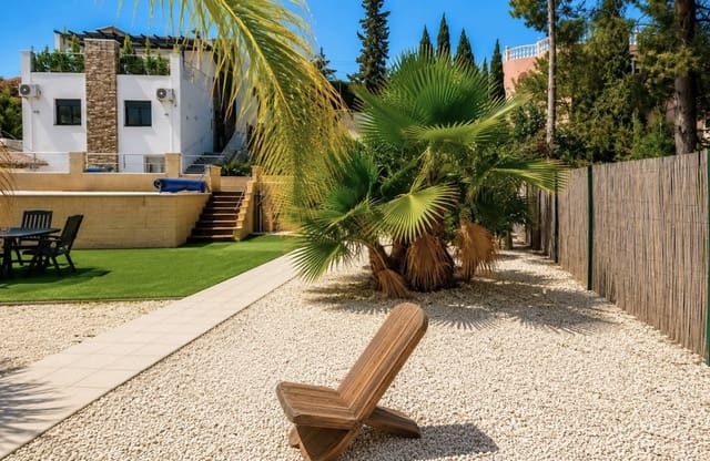 3 slaapkamer Villa te koop in Coloma  , La Nucia met zwembad garage - € 640.000 (Ref: 10033349)
