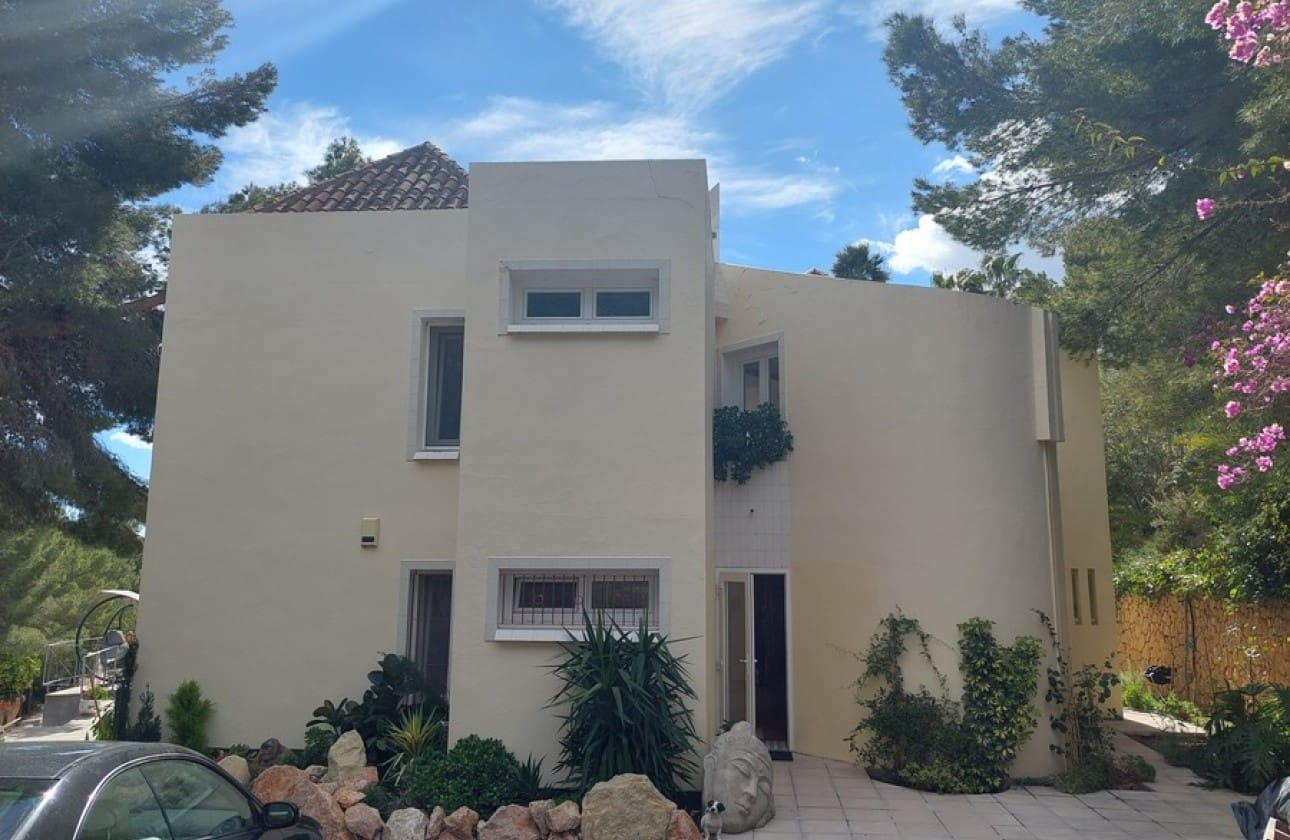 4 soveværelse Villa til salg i Altea med swimmingpool garage - € 525.000 (Ref: 10118601)