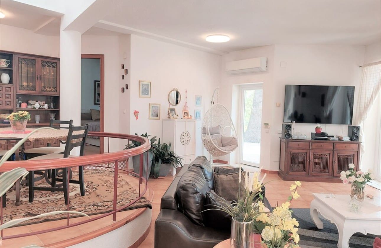 4 soveværelse Villa til salg i Altea med swimmingpool garage - € 525.000 (Ref: 10118601)