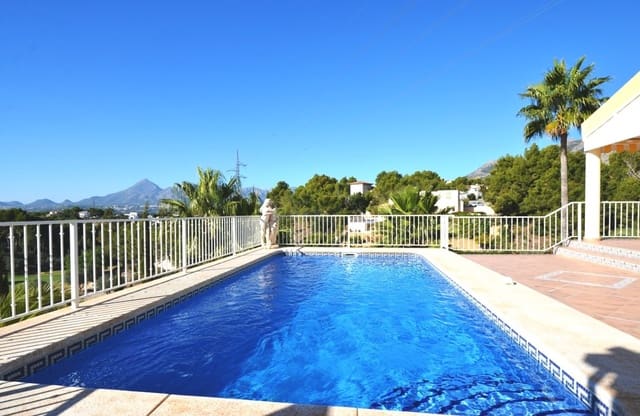 4 bedroom Villa for sale in Altea la Vella, Altea with pool garage - € 1,125,000 (Ref: 7814783)