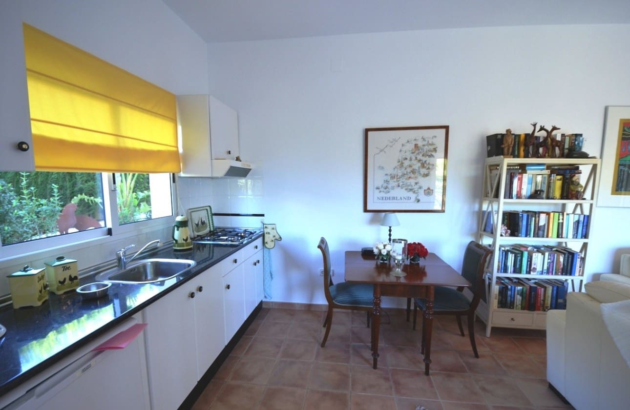 4 bedroom Villa for sale in Altea la Vella with pool garage - € 1,125,000 (Ref: 7814783)