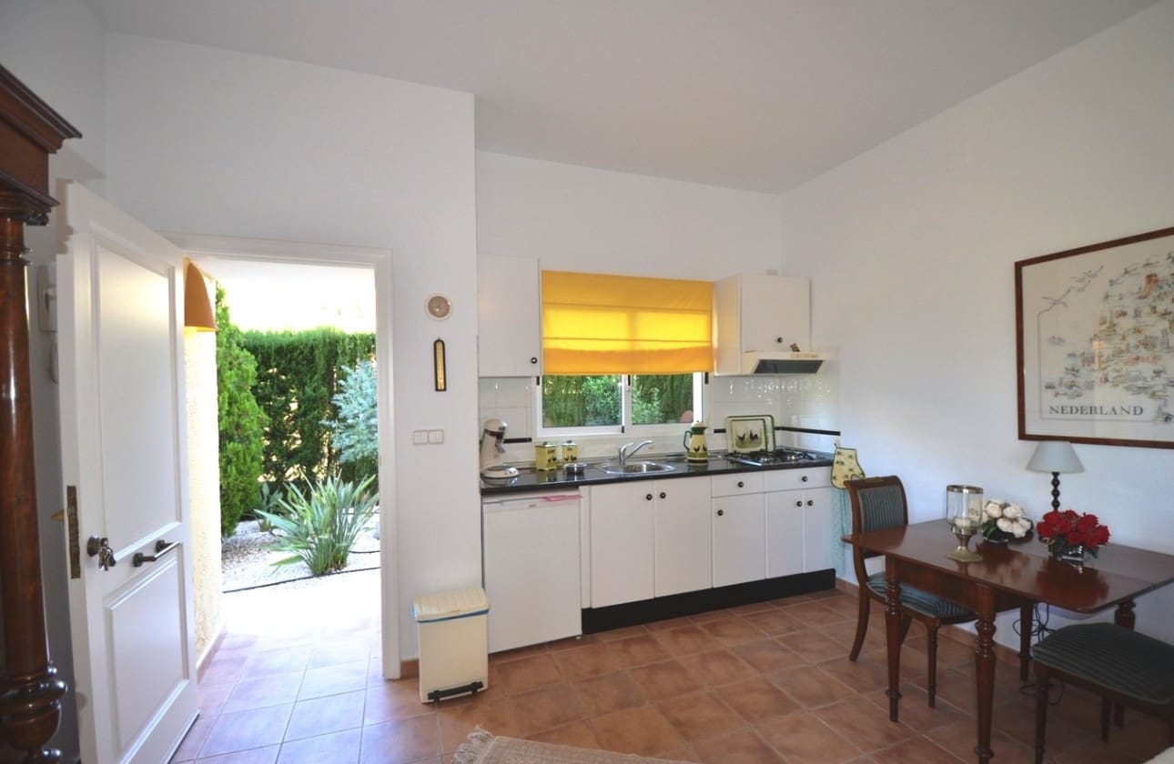 4 bedroom Villa for sale in Altea la Vella with pool garage - € 1,125,000 (Ref: 7814783)