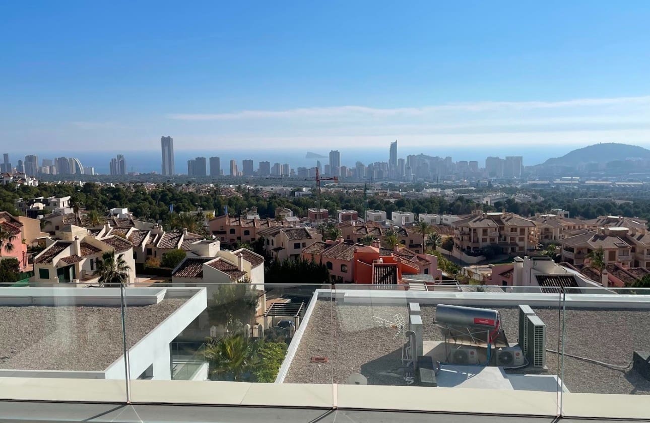 6 bedroom Villa for sale in Finestrat with pool - € 1,800,000 (Ref: 8317632)