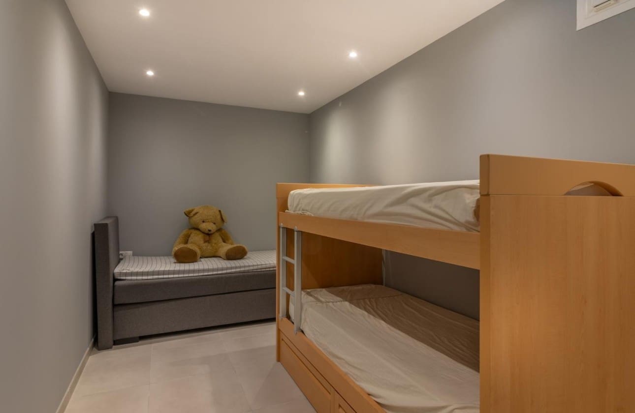 6 bedroom Villa for sale in Finestrat with pool - € 1,800,000 (Ref: 8317632)