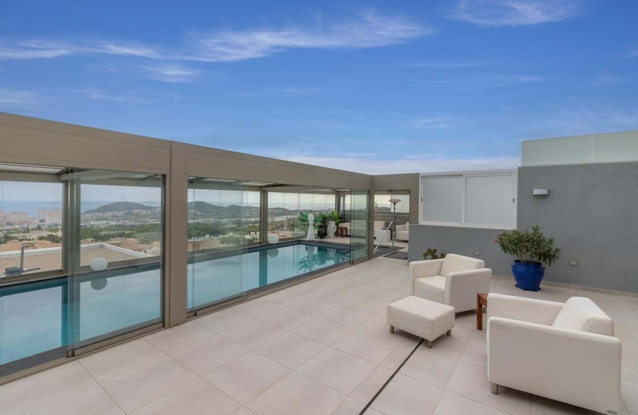 6 bedroom Villa for sale in Finestrat with pool - € 1,800,000 (Ref: 8317632)