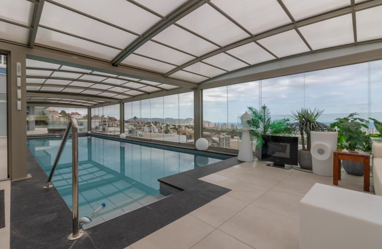 6 bedroom Villa for sale in Finestrat with pool - € 1,800,000 (Ref: 8317632)