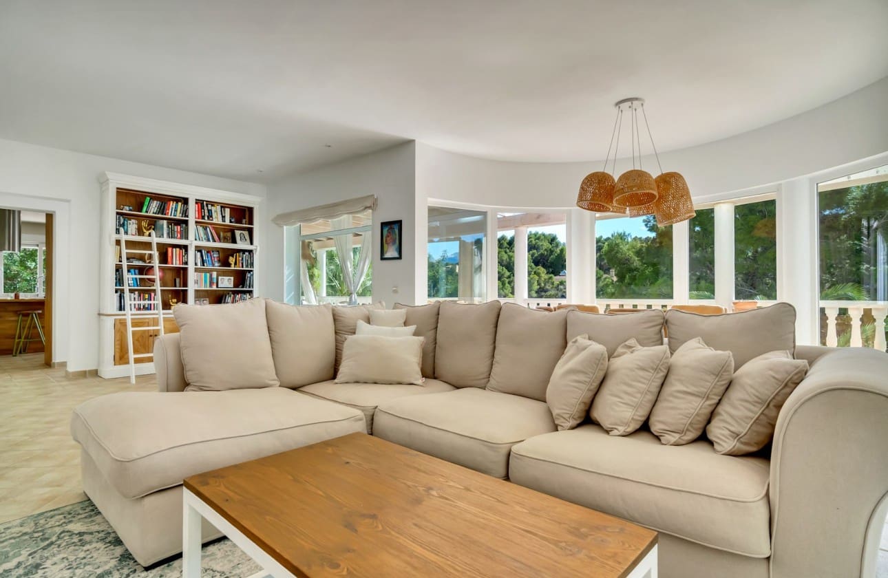 4 bedroom Villa for sale in Altea - € 1,100,000 (Ref: 8841778)