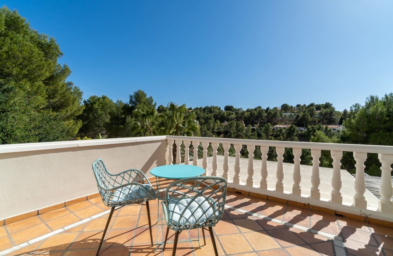 4 bedroom Villa for sale in Altea - € 1,100,000 (Ref: 8841778)