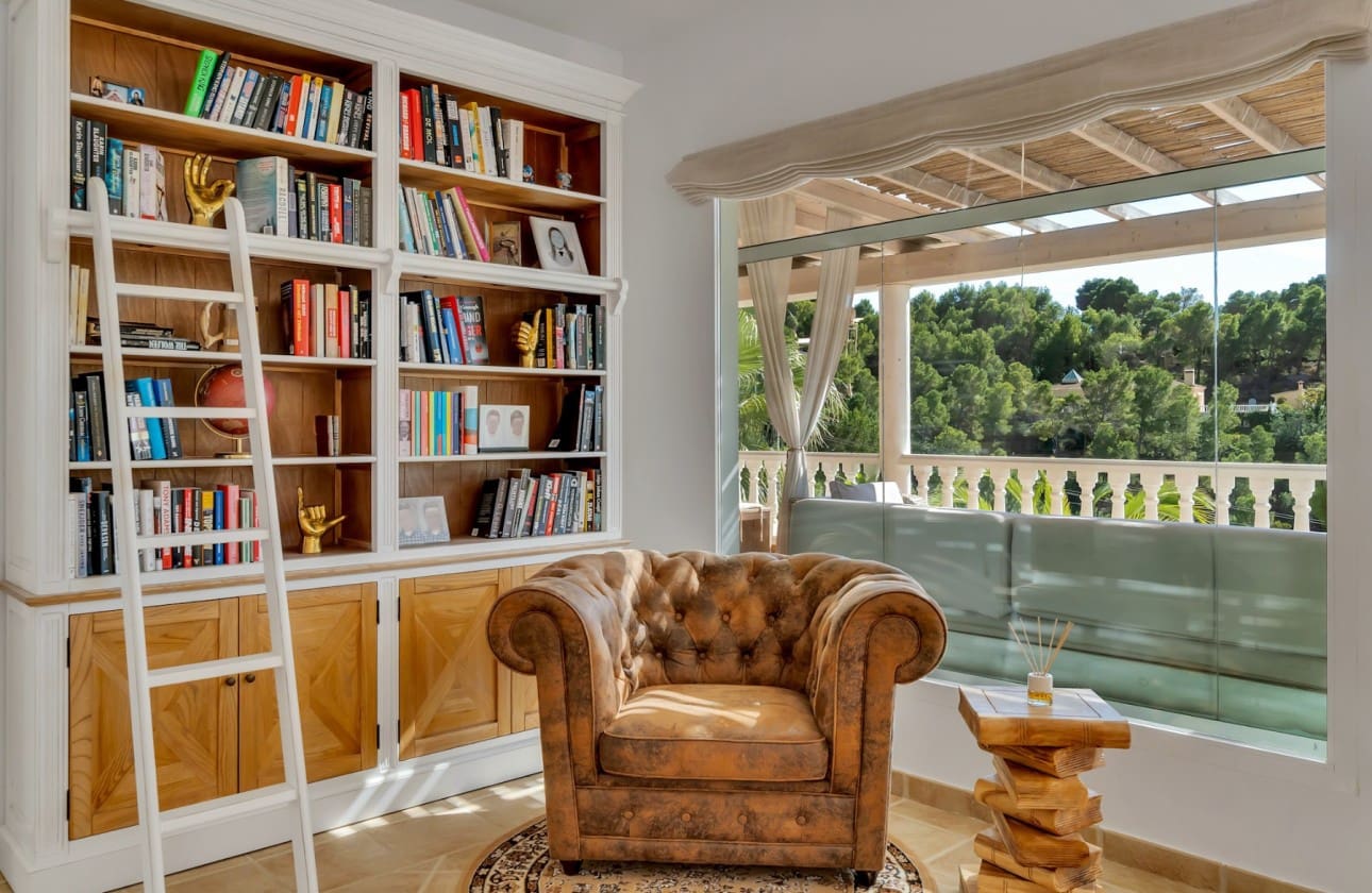 4 bedroom Villa for sale in Altea - € 1,100,000 (Ref: 8841778)