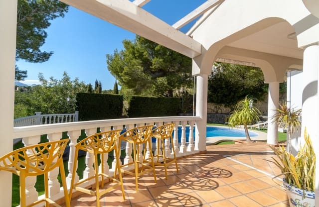 4 sypialnia Willa na sprzedaż w Altea - 1 100 000 € (Ref: 8841778)