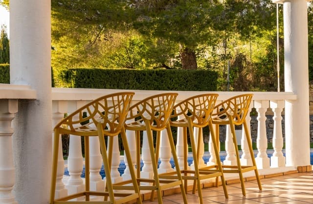 4 sypialnia Willa na sprzedaż w Altea - 1 100 000 € (Ref: 8841778)