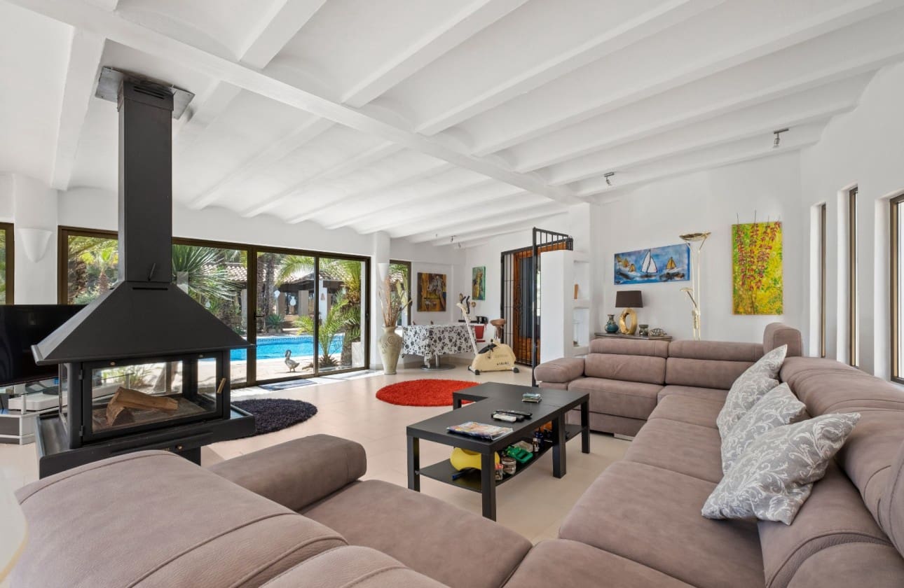 4 Zimmer Villa zu verkaufen in Altea mit Pool - 1.695.000 € (Ref: 8841787)