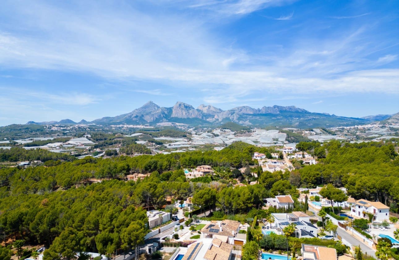4 Zimmer Villa zu verkaufen in Altea mit Pool - 1.695.000 € (Ref: 8841787)