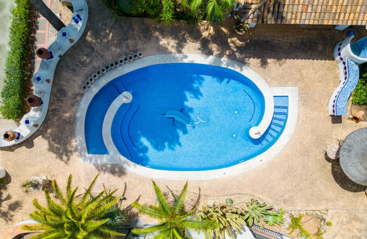 4 Zimmer Villa zu verkaufen in Altea mit Pool - 1.695.000 € (Ref: 8841787)