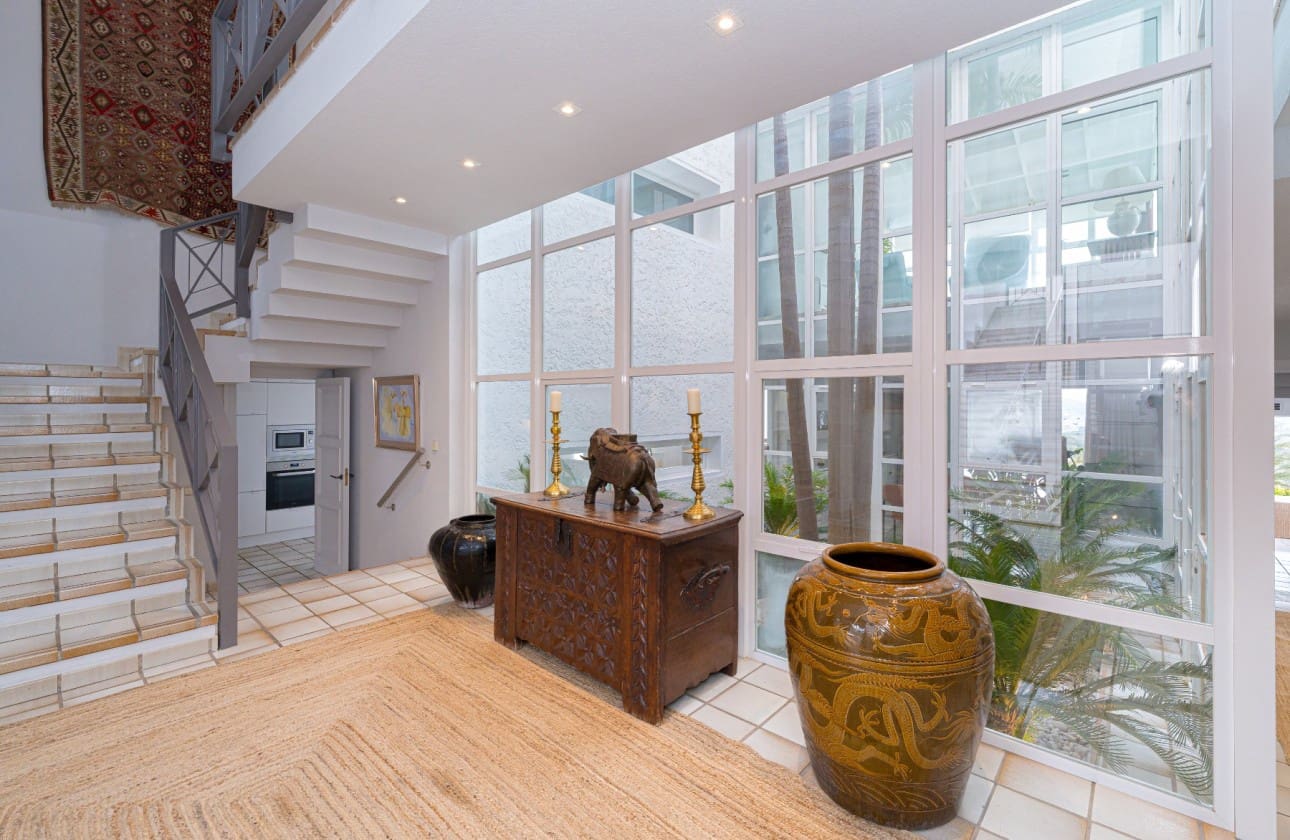 7 bedroom Villa for sale in Altea - € 2,100,000 (Ref: 8841790)