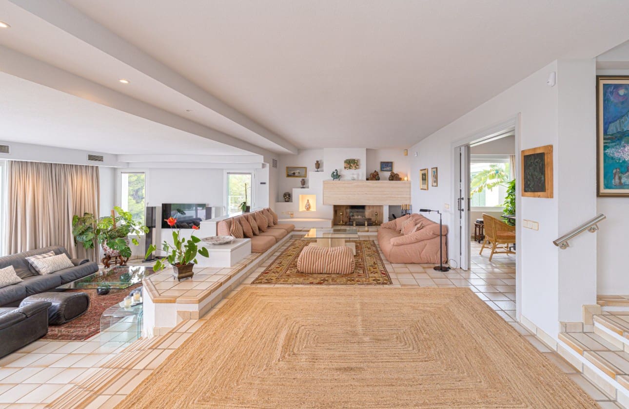 7 bedroom Villa for sale in Altea - € 2,100,000 (Ref: 8841790)