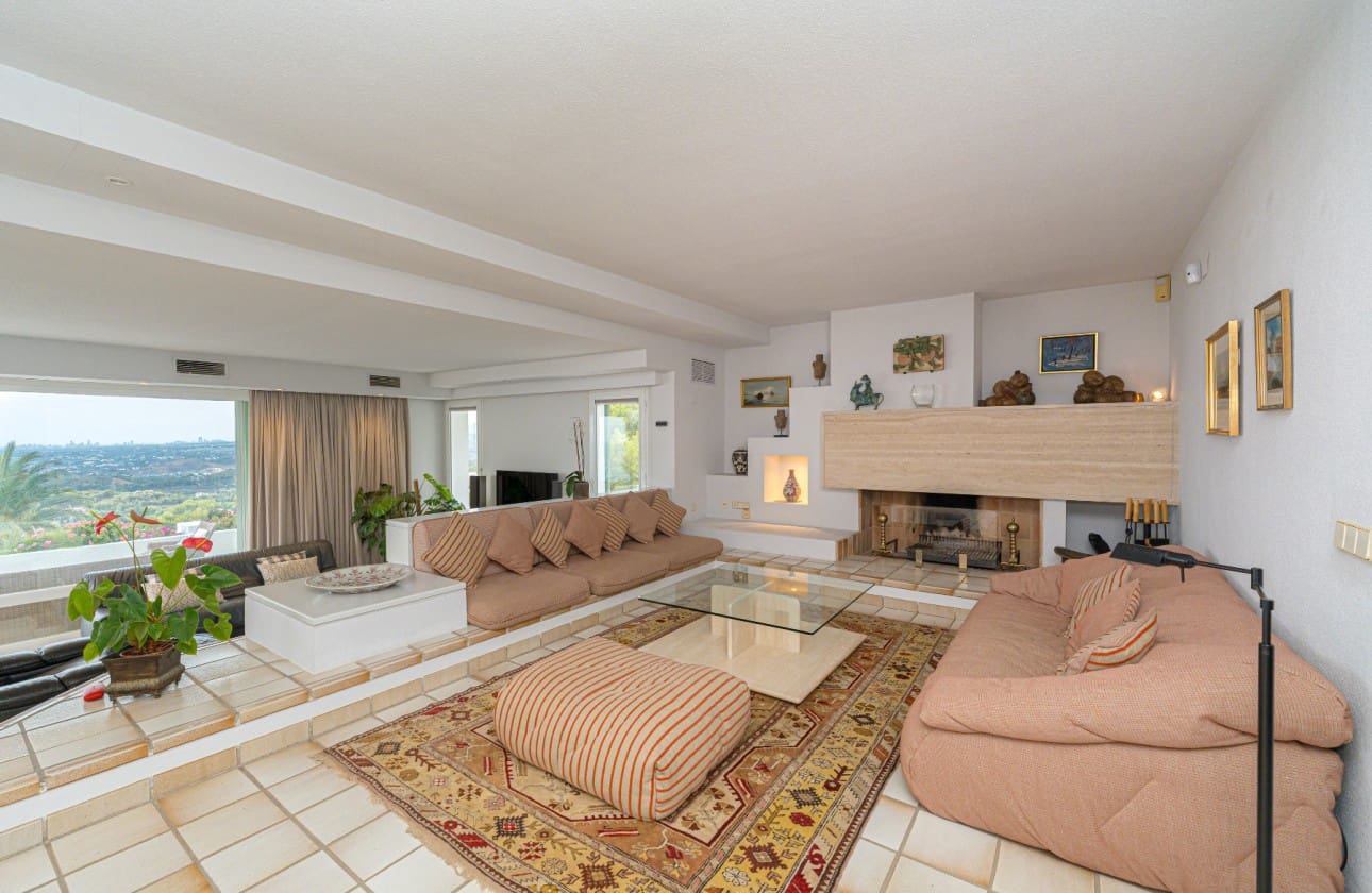 7 bedroom Villa for sale in Altea - € 2,100,000 (Ref: 8841790)