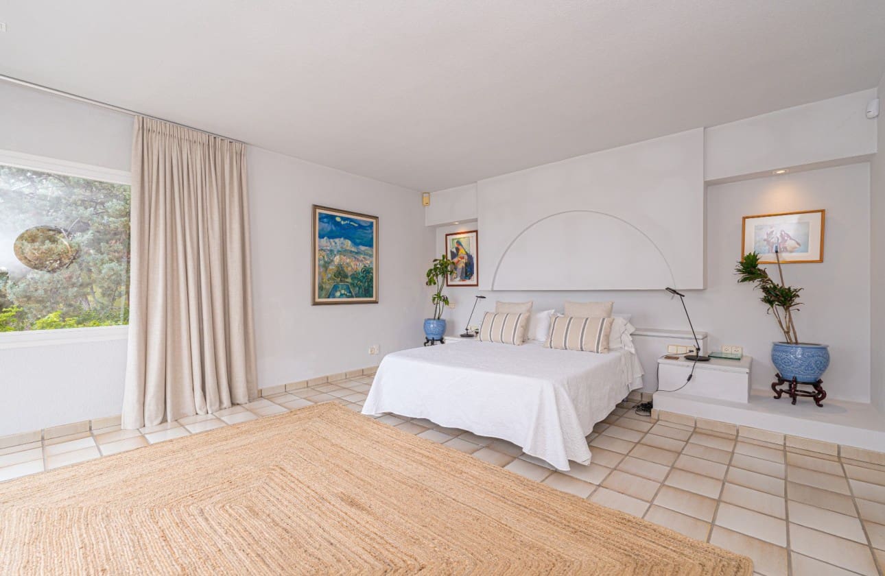 7 bedroom Villa for sale in Altea - € 2,100,000 (Ref: 8841790)