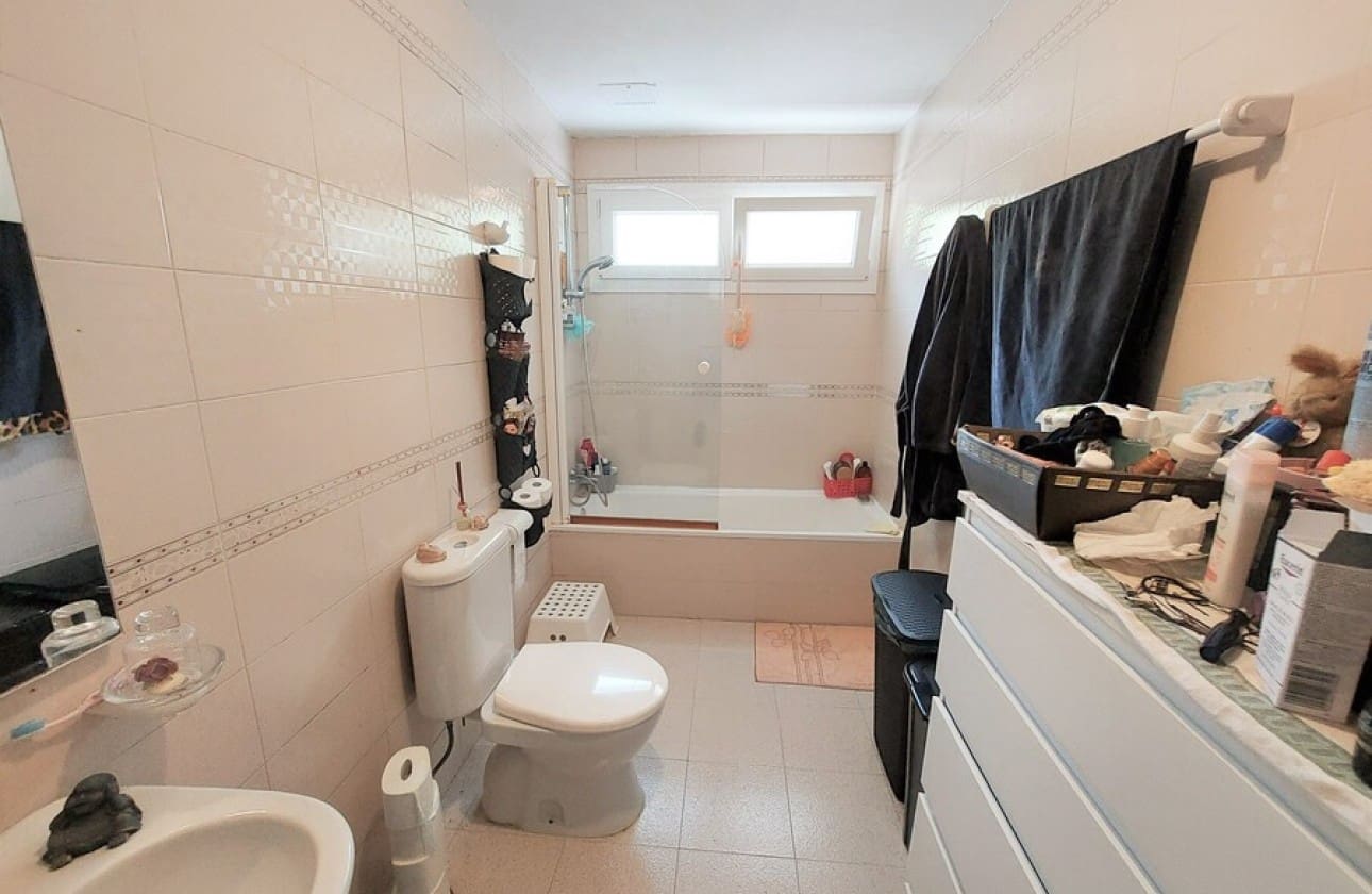 4 bedroom Villa for sale in Altea with pool - € 525,000 (Ref: 8841791)